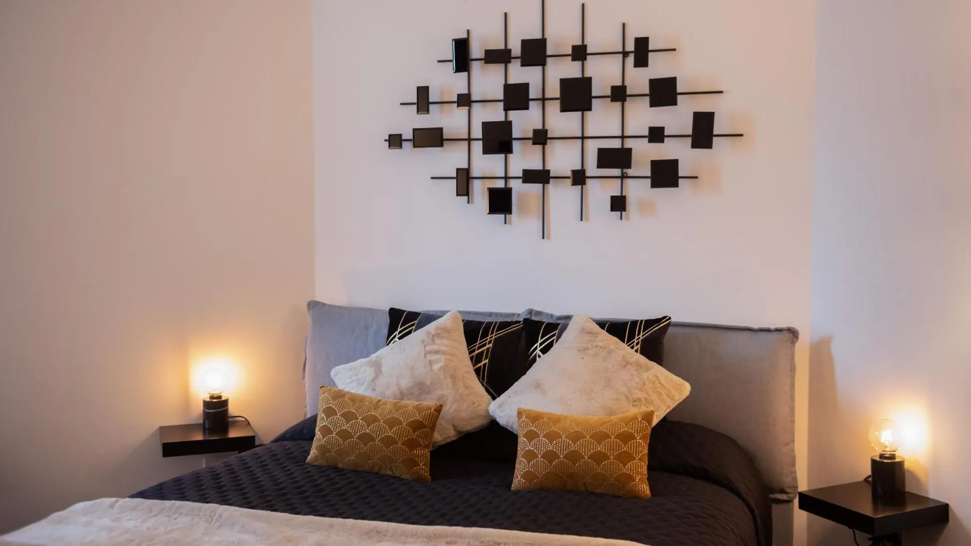 Spiga Duplex Suites By Montenapoleone Living Mediolan 0*,